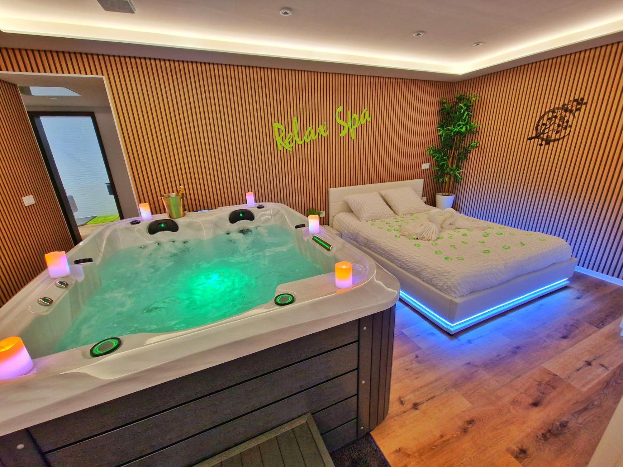 Relax Spa-4 Pers-Jacuzzi-Parking-Jardin-Clim-Colmar Muntzenheim 외부 사진