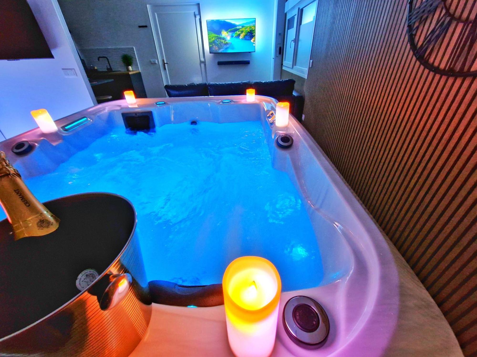 Relax Spa-4 Pers-Jacuzzi-Parking-Jardin-Clim-Colmar Muntzenheim 외부 사진